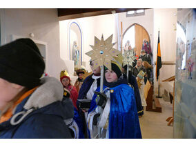Aussendung der Sternsinger in Naumburg (© Karl-Franz Thiede)